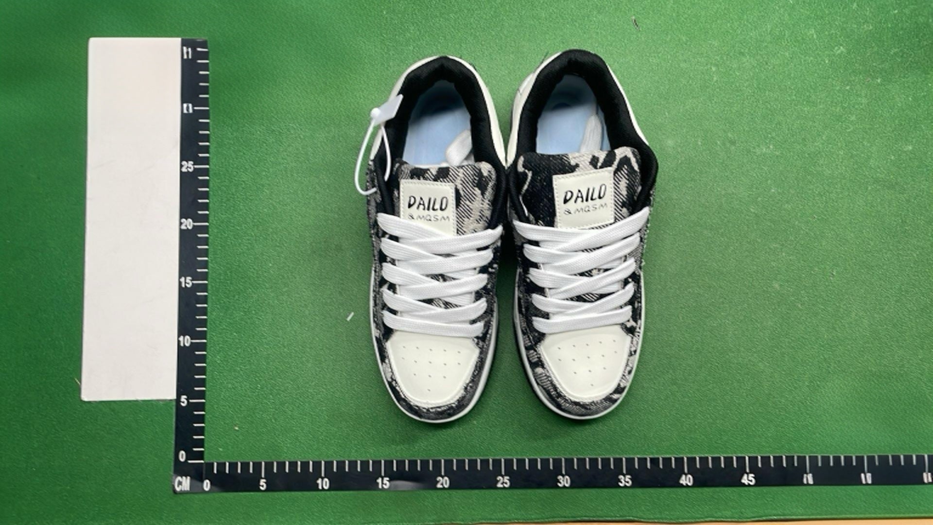 Casual Y2K Colorblocked Sneakers