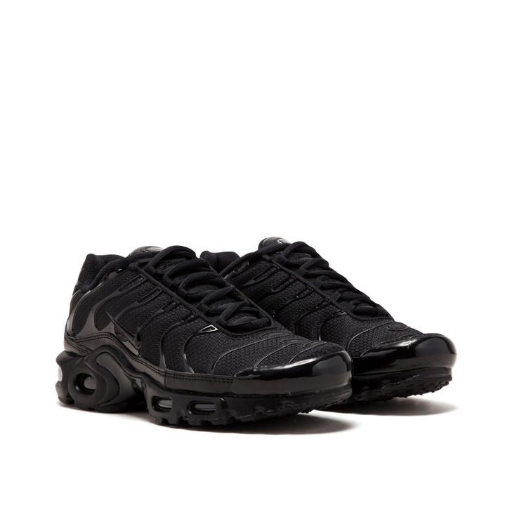 Nike aire max plus 🤍🖤