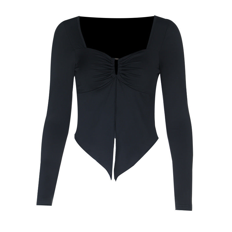 TOP MOULANT NOIR À MANCHES LONGUES ET FENDU À L'AVANT