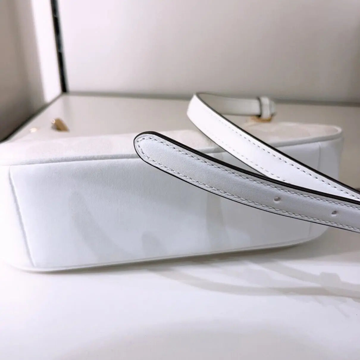 Sac à main en cuire « Coach » 👜