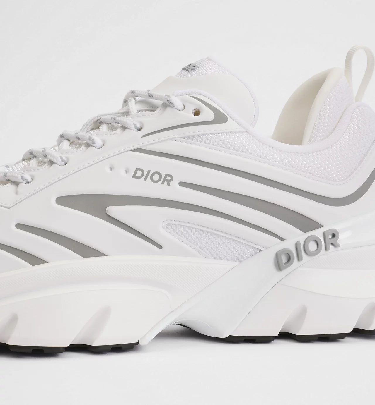 𝐁𝟒𝟒 𝐃𝐢𝐨𝐫