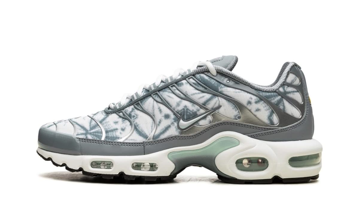AIR MAX PLUS ORIGINS WATERWAY