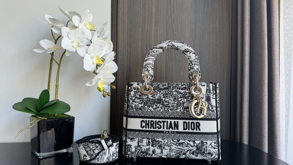 CHRISTIAN DIOR PRE-OWNED