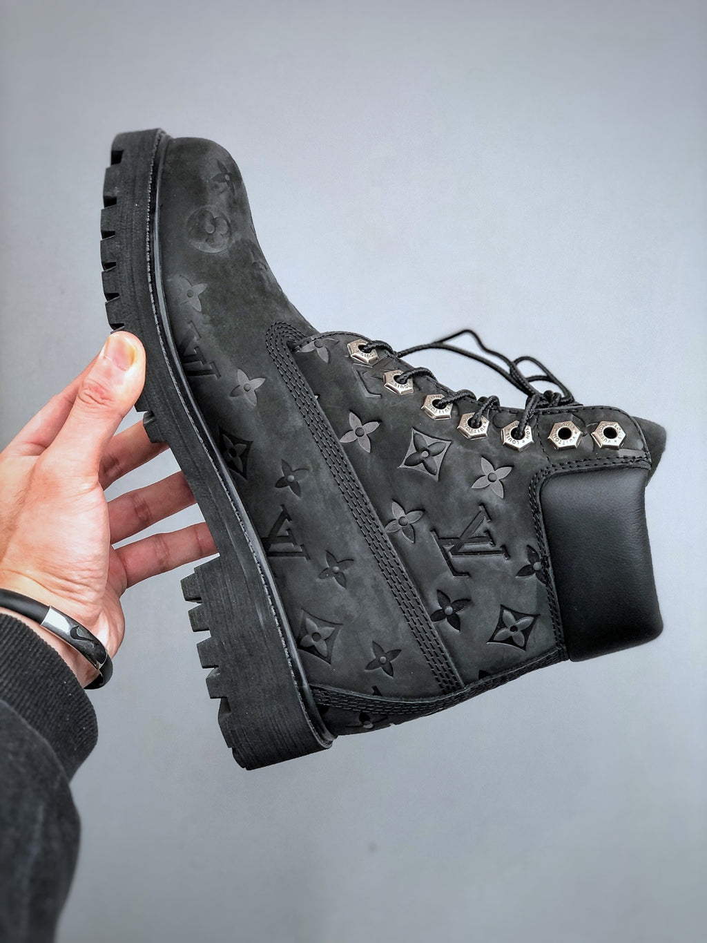 Timberland X L.V