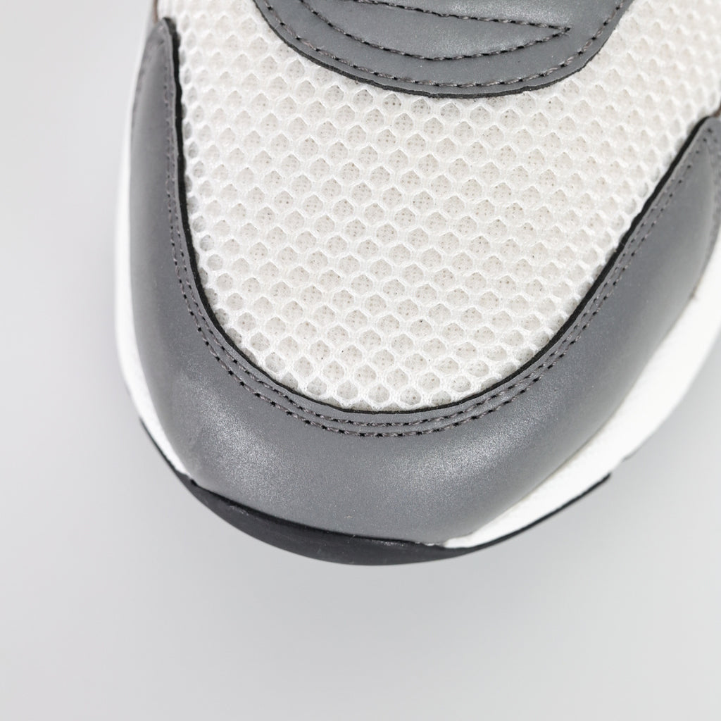 Dior B22