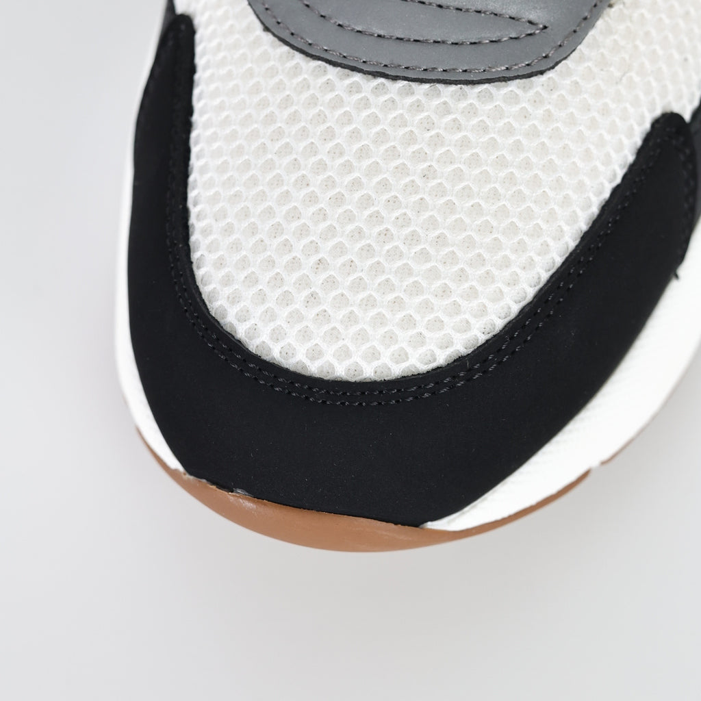 Dior B22
